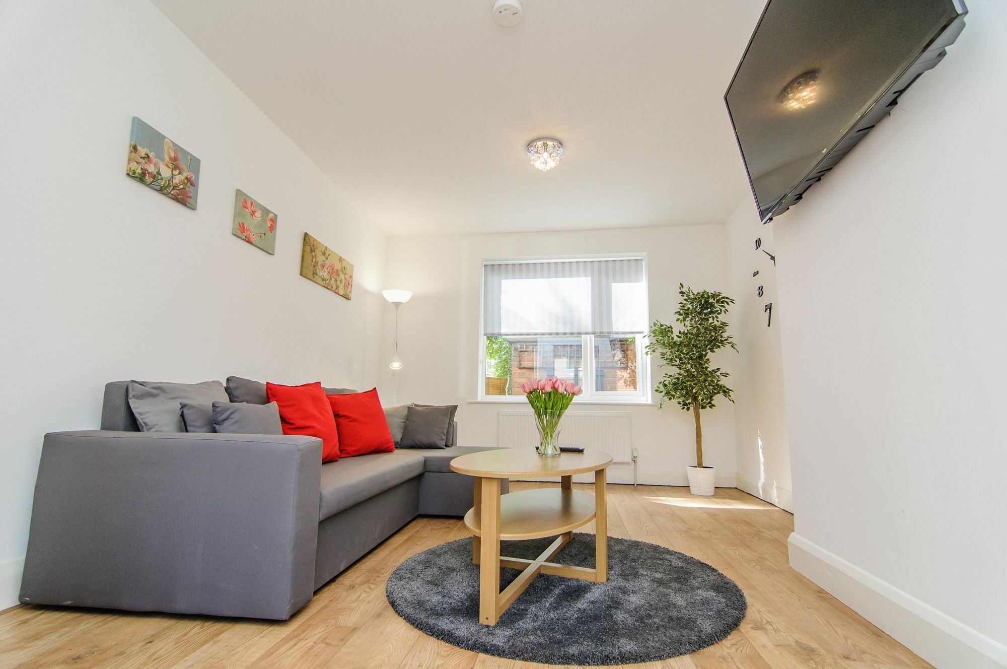 Warren House Apartment ดอนคาสเตอร์ ภายนอก รูปภาพ